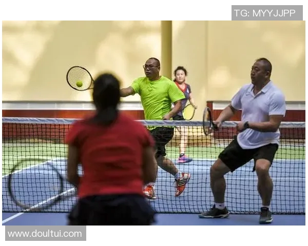 杭州网球队快攻战术揭秘:深度解析网球竞技的魅力与技巧 杭州网球队快攻战术揭秘:深度解析网球竞技的魅力与技巧