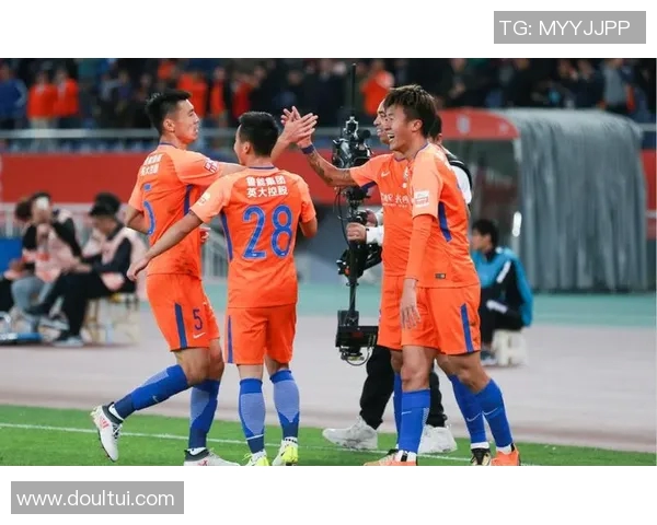 山东鲁能迎战西班牙人友谊赛精彩对决期待球迷热情助威