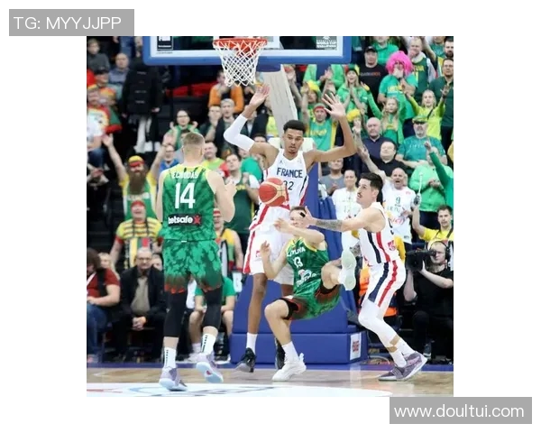 文班亚马法国队首秀狂砍27分震撼意大利引发NBA球探高度关注