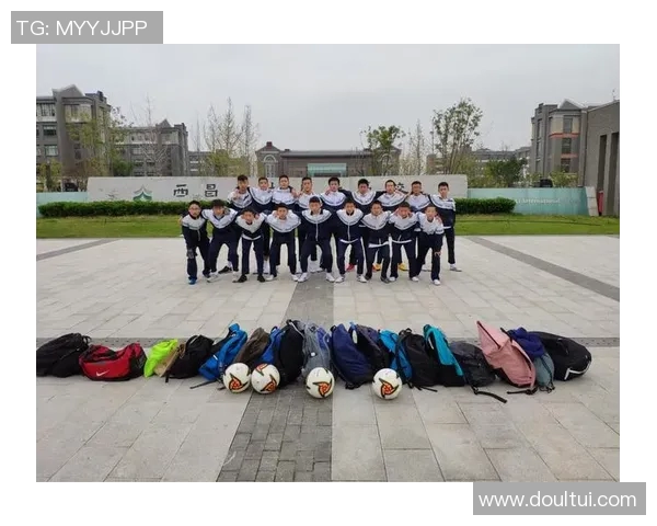 篮球中央脉搏与北方星的巅峰对决谁将赢得荣耀与未来