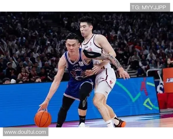 刘铮的成长之路:从篮球新星到职业生涯的辉煌历程与挑战 刘铮的成长之路:从篮球新星到职业生涯的辉煌历程与挑战