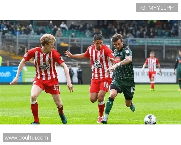 巴恩斯利与伯顿比赛因天气原因推迟的最新消息与影响分析